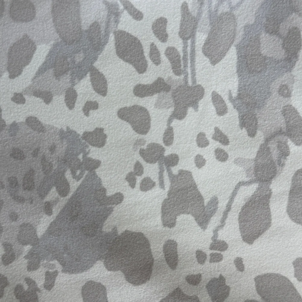 Lululemon Align Set (Cheetah Camo Antique White Multi) - Picture 5 of 6